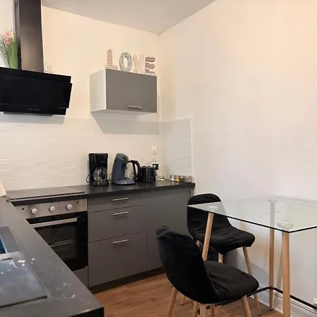 Apartamento 1er étage,f1 Ventilé, Wifi, Centre D'angers Avec Vayny Angers